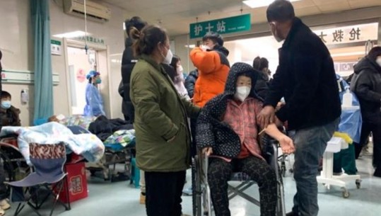 COVID-i në Kinë, mbingarkohet sistemi shëndetësor dhe krematoriumet