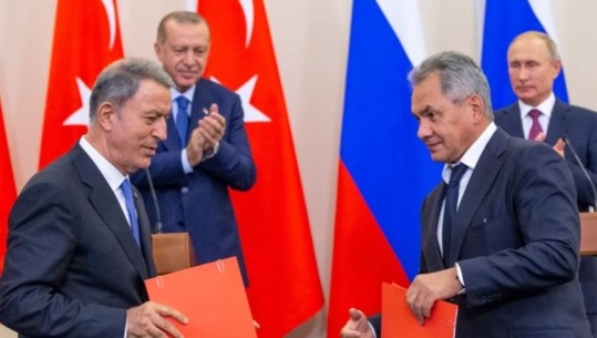 Ministrat e Mbrojtjes së Turqisë, Sirisë dhe Rusisë zhvillojnë bisedime të paparalajmëruara