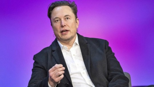 Vendimi i Elon Musk shkakton kaos në zyrat e Twitter! Erë e keqe, tualete të pista! Punonjësit marrin letra higjienike nga shtëpia