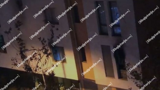 VIDEO/ Përfshihet nga flakët apartamenti në Yzberisht, dyshohet për shkak të një bombole gazi