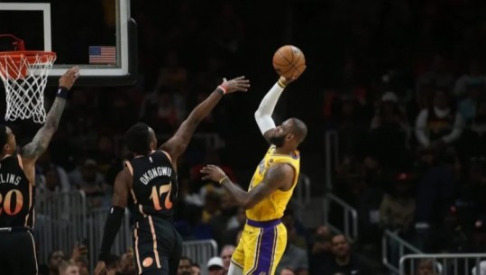 LeBron James bën paraqitjen më të mirë në karrierë, Lakers marrin fitoren e rëndësishme