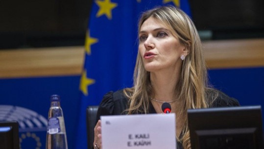 Hetohet nën arrest shtëpiak për skandalin e korrupsionit ‘Katar-gate’, Eva Kaili kërkon të vazhdojë punën si eurodeputete në PE