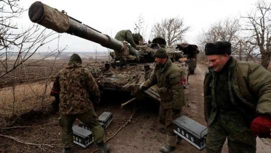 Polonia bën thirrje për koalicion shtetesh për të dërguar tanke 'Leopard' në ndihmë të ukrainasve