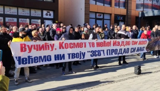 Mitrovicë e Veriut, protestë kundër ‘tradhtisë’ së Vuçiçit