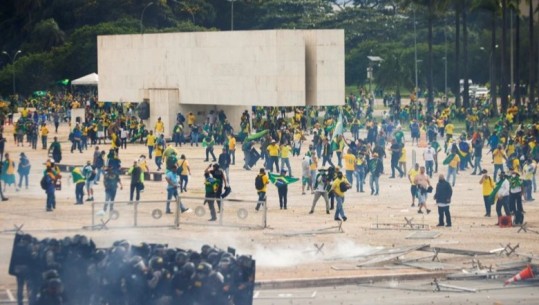 Çfarë qëndron pas trazirave në Brazil?
