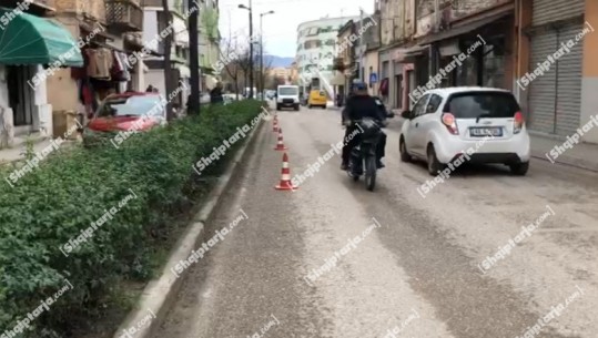 VIDEO/ Aksident rrugor në Vlorë, makina përplas këmbësorin dhe largohet me shpejtësi