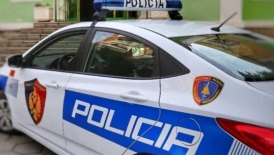 Iu gjetën disa doza kokainë brenda një lokali në Shkodër, arrestohet i riu, nën hetim pronari