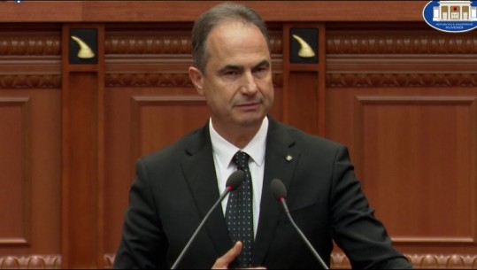 ‘Ky parlament ka vdekur’, Luçiano Boçi në seancë: Na penguat ngritjen e Komisionit Hetimor për udhëtimet e Ramës