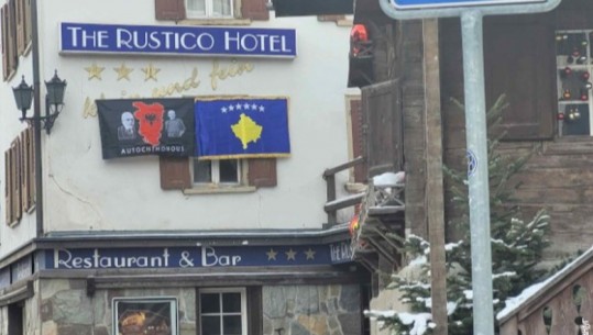 FOTOLAJM/ 'Autochthonous' dhe flamuri i Kosovës në hotelin ku qëndron Vuçiç në Davos të Zvicrës