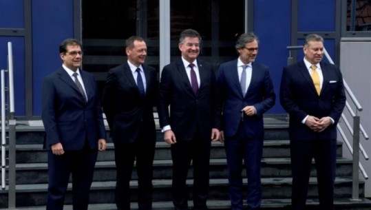 Pesë diplomatët e SHBA-së dhe BE-së vizitë në Prishtinë dhe Beograd! Lajçak: Diskutuam propozimin për normalizimin e marrëdhënieve Kosovë-Serbi