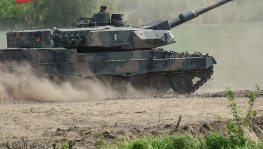 Gjermania, SHBA dhe Britania dhanë ‘OK’ për tanket, Kievi: Tani na duhen ushtarë dhe anije luftarake