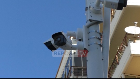 ‘Fije’ edhe në Vlorë, çmontohen 4 kamera sigurie! Dyshohet se i përkasin krimit të organizuar