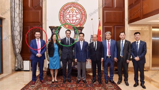 FOTOLAJM/ Berisha e quan ‘shërbëtori i Ramës’, shikoni si Dorian Duçka lobonte mes familjes Rothschild dhe gjigantit kinez për marrëveshje