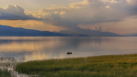 Ndotja minerare rrezikon statusin e UNESCO-s të Liqenit të Ohrit