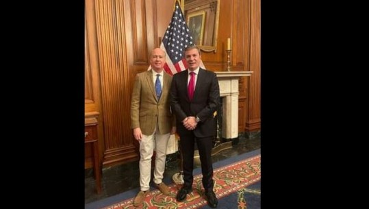 Gjiknuri i ftuar në Kongresin amerikan, takim me kongresmenin Robert Adelholt