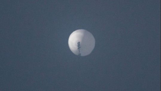 Balona spiune kineze në qiellin e SHBA, fluturoi mbi një bazë me raketa bërthamore! Blinken shtyn vizitën drejt Pekinit! Kina: E kishim për motin