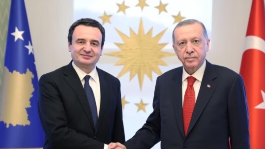 Erdogan takohet me Kurtin: Turqia e gatshme të ofrojë mbështetje për paqen dhe stabilitetin në Ballkan
