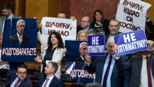 Incidente e fajësime reciproke mes qeverisë e opozitës në Serbi