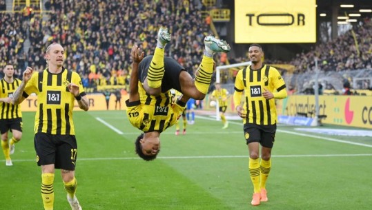 VIDEO/ Kaloi dy operacione, Haller shënon golin e parë në Bundesligë! Dortmund 'shuplakë' Freiburgu-t