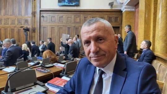 Deputeti shqiptar në Kuvendin e Serbisë Kamberi: Serbia shpreson që marrëveshja të dështojë dhe faji t'i mbetet Kosovës