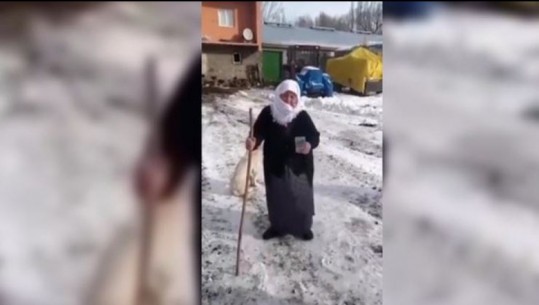 Gjesti i 70-vjeçares për të prekurit nga tërmeti në Turqi/ E moshuara shet lopën dhe dhuron paratë si mbështetje