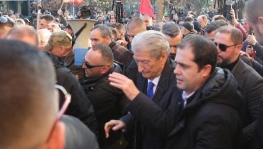 Ironitë e socialistëve, Berisha: Marshimi ishte thjesht sinjal, mesazhi u dha