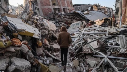Tërmeti në Turqi/ Lëshohen 113 urdhërarreste për ndërtesat e shembura nga tërmeti, 12 të arrestuar