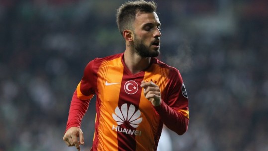 Katër ndeshje me kombëtaren, futbollisti turk dorëhiqet pas tërmetit: Kaloni më shumë kohë me familjen