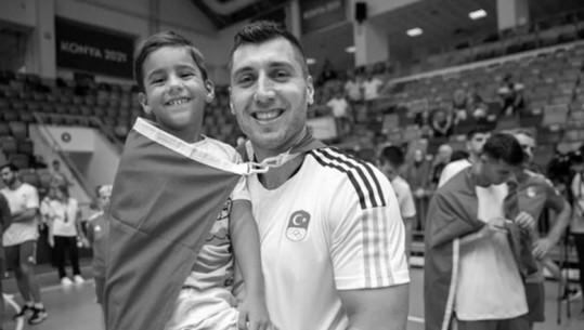 Kapiteni i kombëtares së hendbollit të Turqisë dhe djali gjashtë vjeçar humbasin jetën nga tërmeti