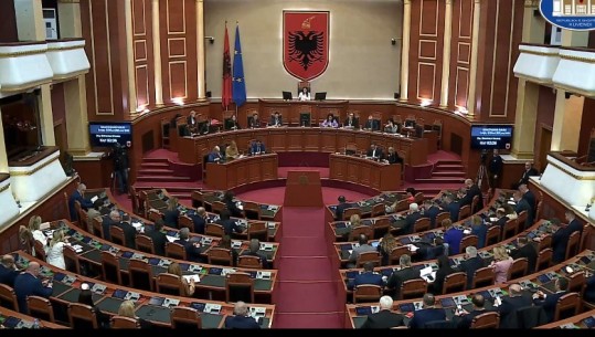 McGonigal, deputetët e Berishës kërkojnë ndryshimin e rendit të ditës në Kuvend: Të mbahet mocioni me debat, çdo deputet të ketë 10 minuta kohë