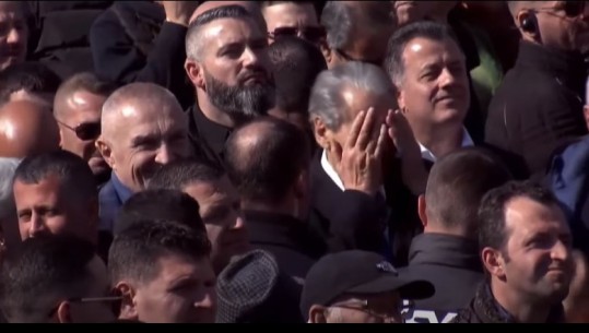 VIDEO/ Shprehja e Kryemadhit në Kuvend, Berisha vë duart në kokë, Meta dhe Noka nuk e mbajnë dot të qeshurën
