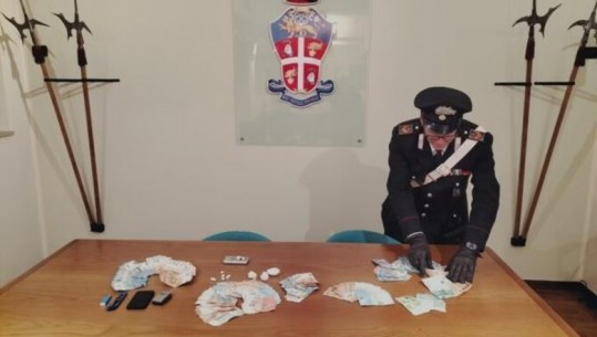 Shpërndante kokainë në parkingun e spitalit, arrestohet 27 vjeçari shqiptar në Itali