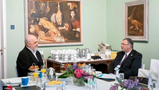 Rama në Mynih për Konferencën e Sigurisë, takime me zyrtarët e lartë europianë