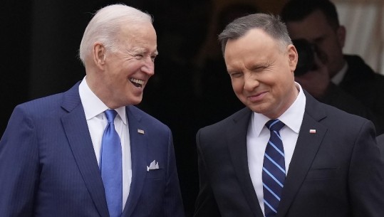 Presidenti i Polonisë: Vizita e Bidenit në Kiev është një gjest i jashtëzakonshëm