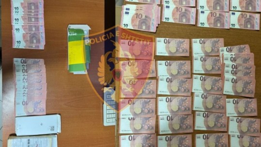 Shiste kartëmonedha 'euro' të falsifikuara, arrestohet 20 vjeçari në Tiranë! U kap teksa dorëzonte një porosi