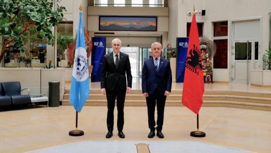 Francë/ Rrumbullaku takim me drejtuesin e Interpolit: Të vendosur për të zgjeruar bashkëpunimin dypalësh