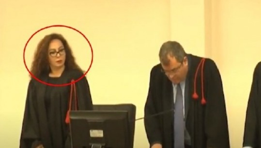 Liroi nga burgu Lulzim Berishën, Viktor Ymerin dhe mbylli dosjen e  Florenc Çapjas, shkarkohet nga detyra gjyqtarja Anita Mici