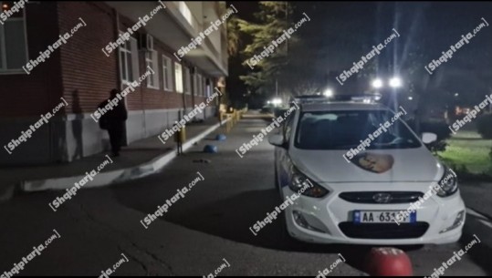 Goditi 6 herë me thikë 52 vjeçarin në Vlorë, i riu arrestohet nga policia pas një ore ndjekje! I plagosuri në gjendje të rëndë në spital (EMRI)