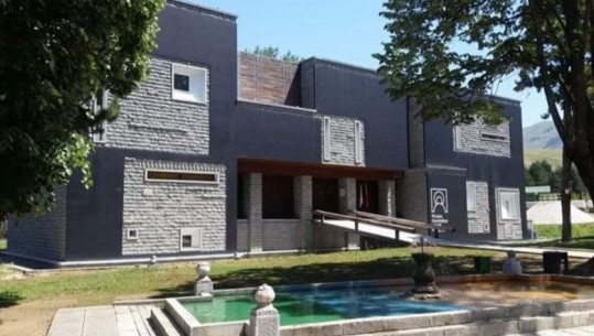 Një muze në Shqipëri flet në gjuhën ukrainase