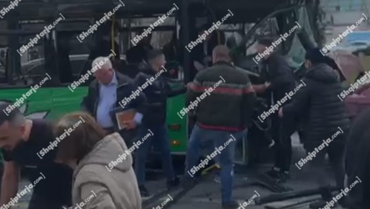 VIDEO /Kaos, frikë dhe makina të bëra copash, ja pamjet e sekondave të parë të aksidentit të rëndë në Tiranë