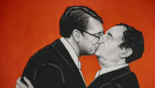 Piktura e Albin Kurti dhe Vuçiç  që puthen në buzë sjell pasoja për artisten nga Kosova, kërcënohet me vdekje 