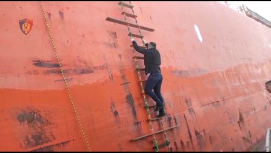 Sekuestrimi i anijes me 22.5 mijë ton naftë të ardhur nga Rusia, policia publikon pamjet e aksionit në Durrës! Në pranga kapiteni