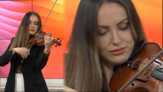 Sensuale / Surprizon me performancën e saj violinistja klasiko-moderne ...