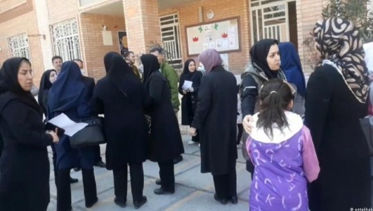 Iran, çfarë dihet për helmimin e nxënëseve