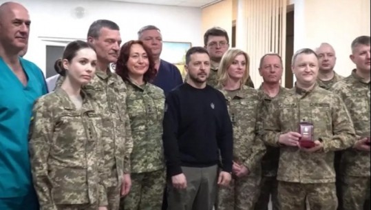 Lufta/ Zelensky: Beteja për Donbass është e dhimbshme dhe e vështirë