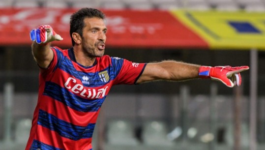 45-vjeçari Buffon: Nuk tërhiqem nga futbolli pa luajtur në Serie A