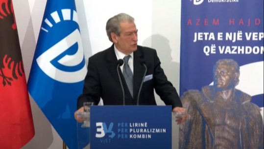 60-vjetori i lindjes së Azem Hajdarit, Berisha: Sot ai është më i gjallë se kurrë! Po bëhen përpjekje për të lënë vendin pa opozitë