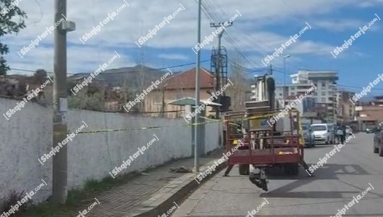 E zuri korrenti teksa rregullonte dritat e rrugës, ndërron jetë 54-vjeçari punonjës bashkie në Shkodër