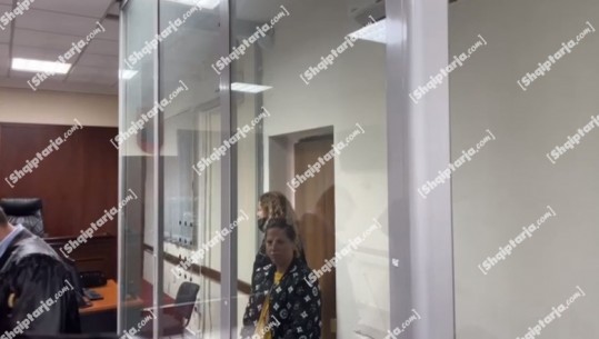 Seanca në gjykatën e Tiranës ndaj nënës lehonë, gratë nga forumi i PL-së dhe PD thirrje që të lirohet: Çmenduri, kërkojmë drejtësi