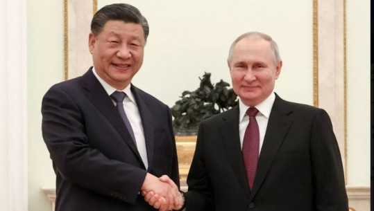 4 orë e gjysëm bisedime, përfundon takimi mes Putin dhe Xi në Moskë